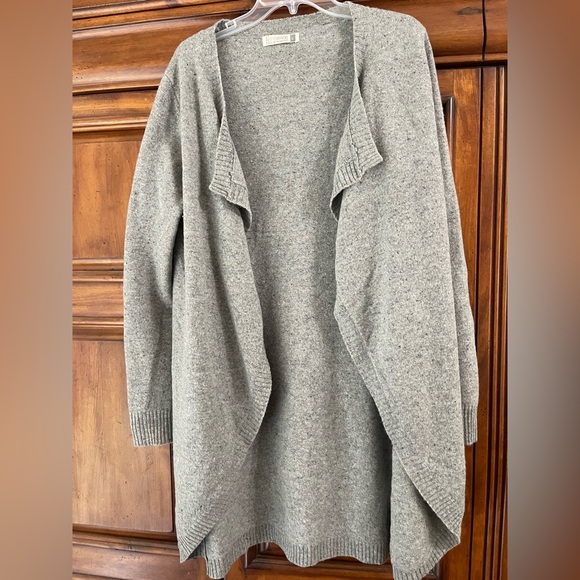 Fisherman Out Of Ireland Sweaters - Vintage Fisherman Out Of Ireland 100% Lambswool cardigan duster * flaw